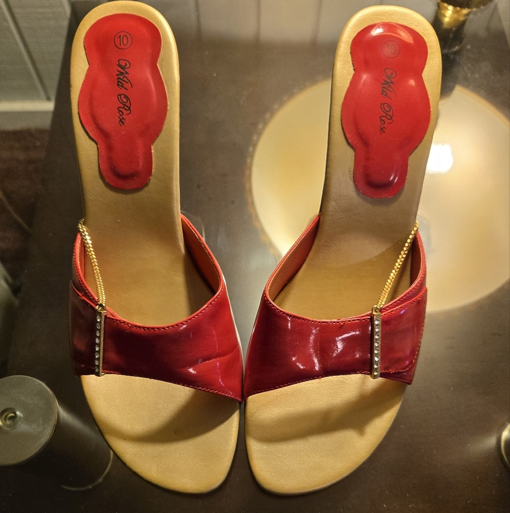 Wild Rose Red Women's Sandals